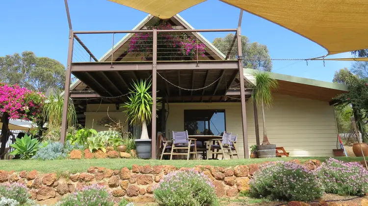 221 Benrua Road, Clackline WA 6564