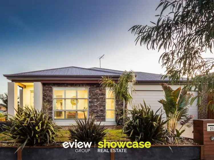 21 Malmesbury Road, Cranbourne North VIC 3977
