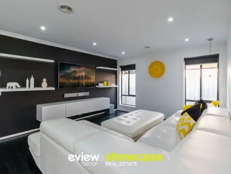 Second view of Homely house listing, 21 Romina Street, Pakenham VIC 3810