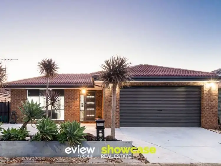 13 Gramar Way, Hampton Park VIC 3976