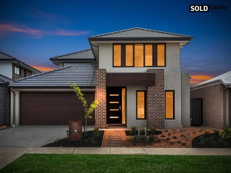 5 Destiny Drive, Cranbourne North VIC 3977