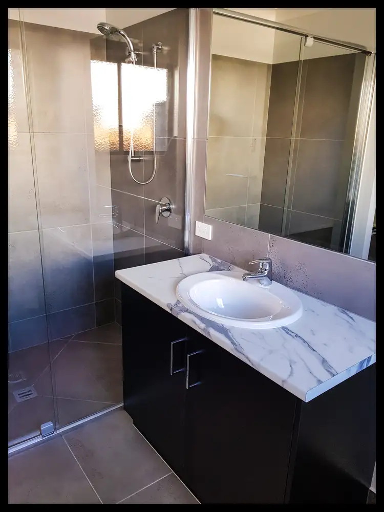 Fifth view of Homely house listing, 2//6 Farrer Street, Cranley QLD 4350