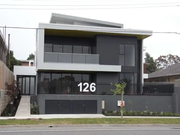 2/126 Centre Road, Brighton East VIC 3187