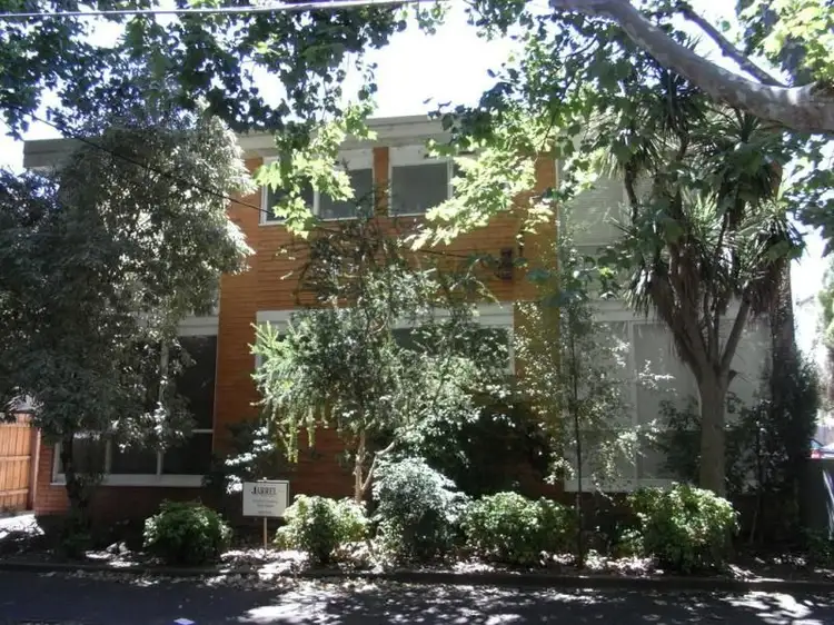 18/6 REDAN Street, St Kilda VIC 3182