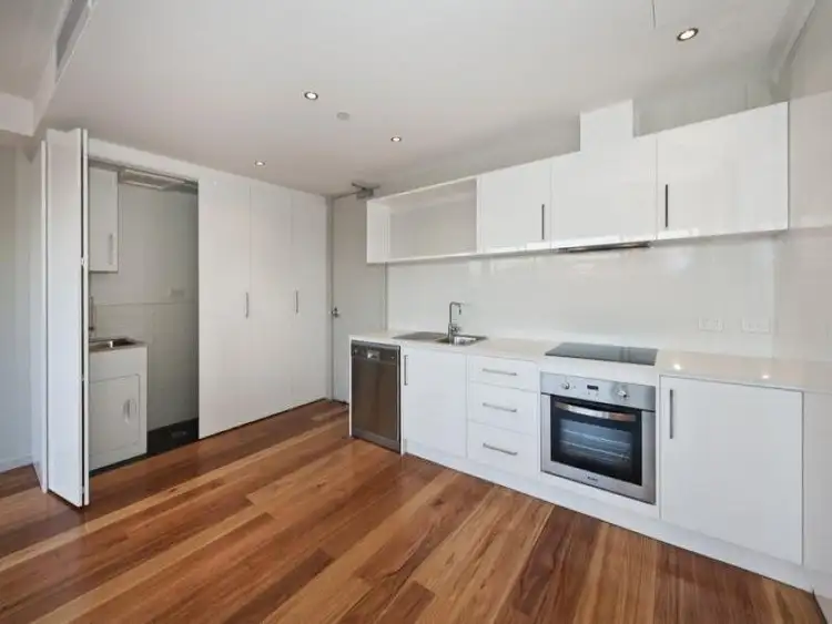 Fourth view of Homely apartment listing, 8/126 Centre Road, Brighton East VIC 3187