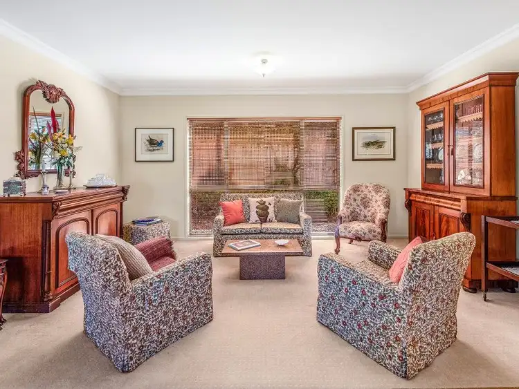 Fifth view of Homely house listing, 8 Kensington Circuit, Brookfield QLD 4069