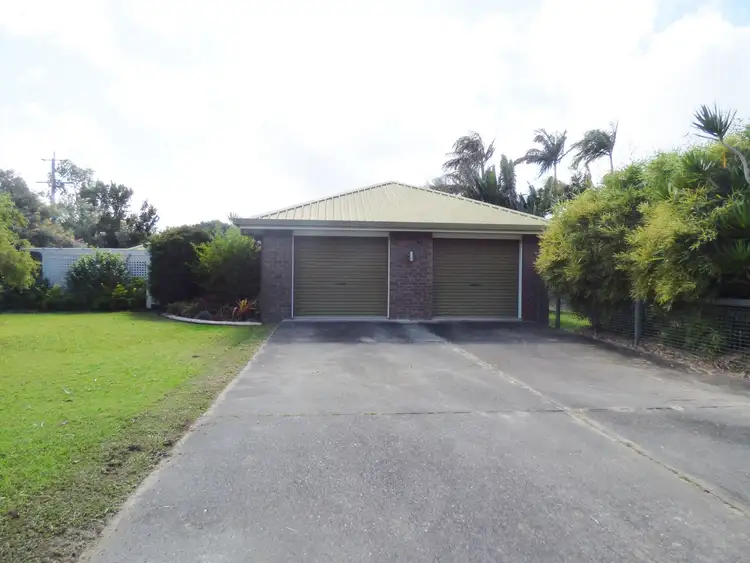 129 Gympie Road, Tin Can Bay QLD 4580