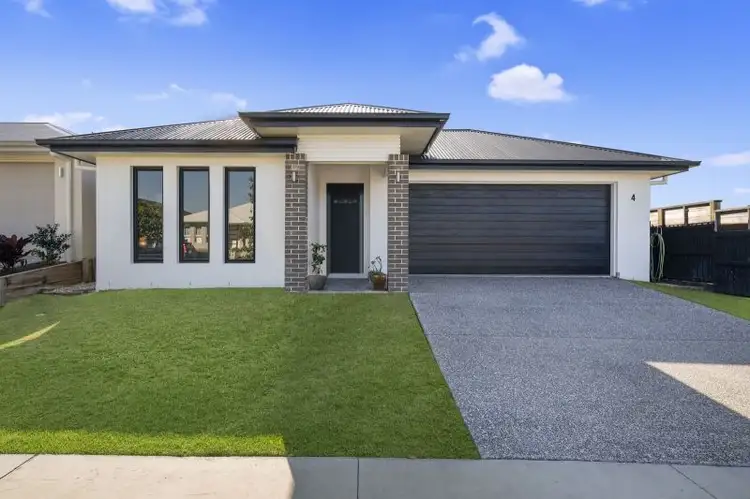 4 Stone Ridge Boulevard, Narangba QLD 4504