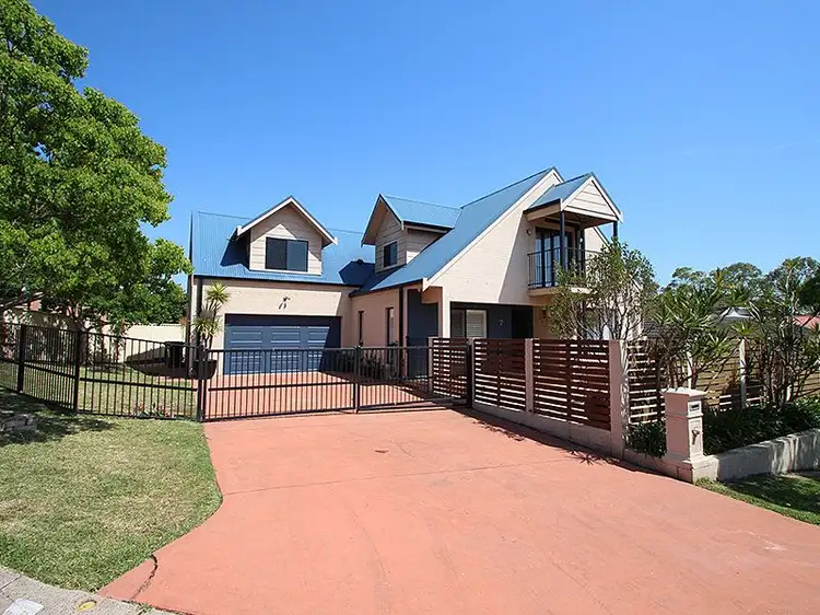 7 McNeil Close, Mayfield NSW 2304