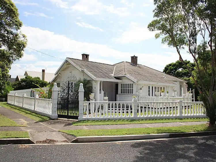 73 Gordon Avenue, Hamilton South NSW 2303