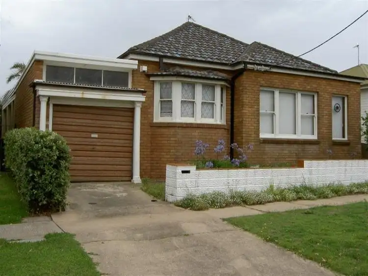 14 Berner Street, Merewether NSW 2291