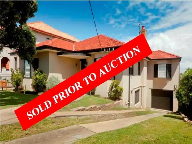 30 Light Street, Bar Beach NSW 2300