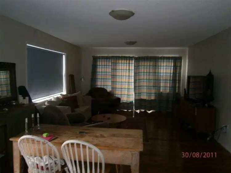 Third view of Homely apartment listing, 3/6 Hillview Crescent, The Hill NSW 2300