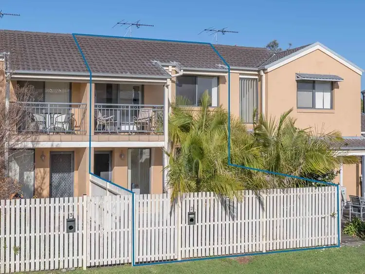 Second view of Homely townhouse listing, 2/24 Churchill Circuit, Hamilton South NSW 2303