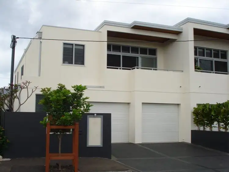 11 Bar Beach Avenue, The Junction NSW 2291