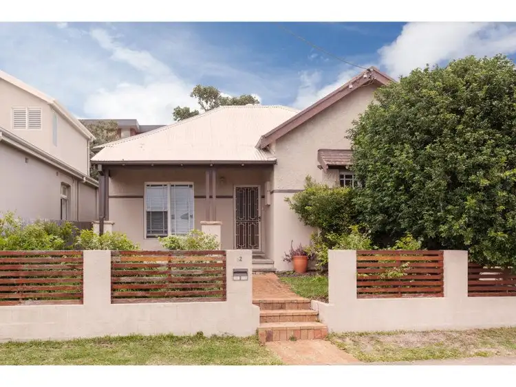 12 Rowlands Street, Merewether NSW 2291