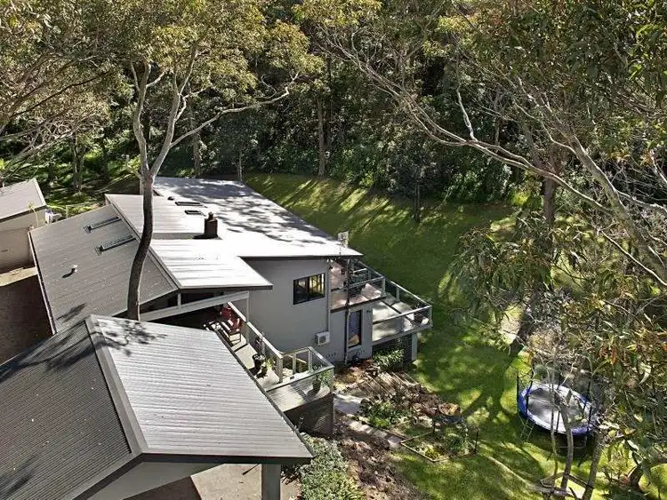 13 Bathurst Street, Dudley NSW 2290