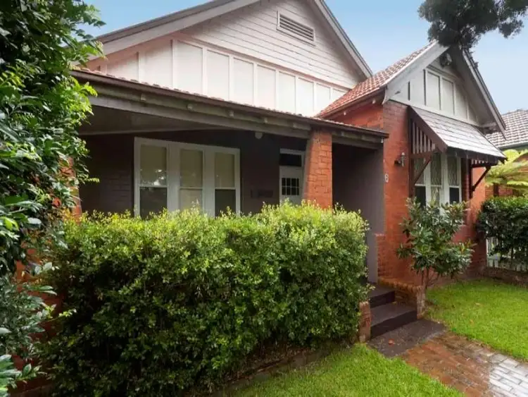 6 Silsoe Street, Hamilton South NSW 2303