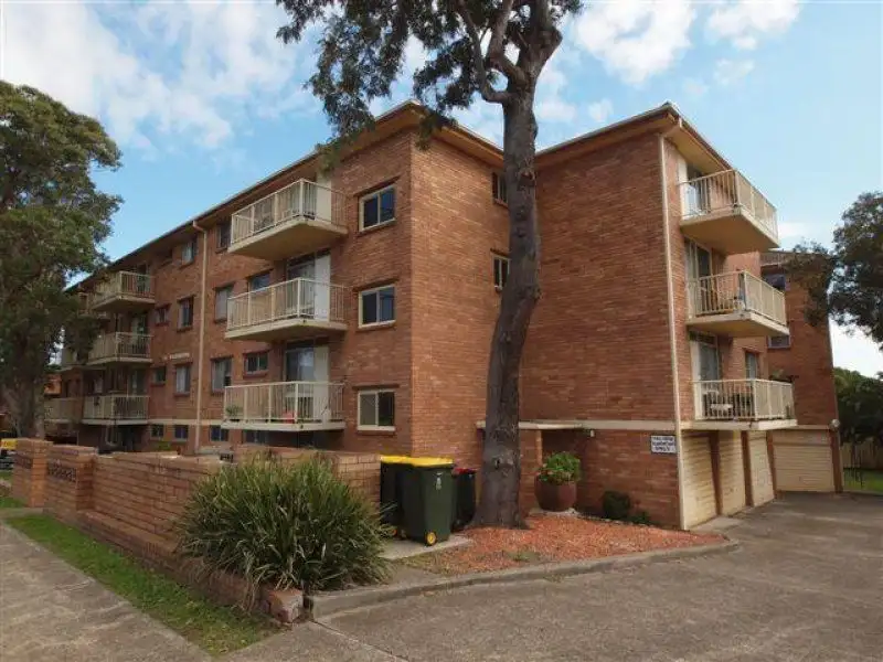 Main view of Homely apartment listing, 2/172 Brunker Road, Adamstown NSW 2289