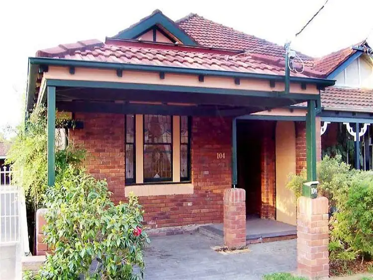 104 Dumaresq Street, Hamilton NSW 2303
