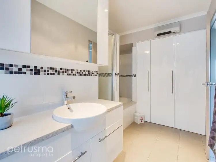 Sixth view of Homely house listing, 2/5 Melaleuca Drive, Blackmans Bay TAS 7052
