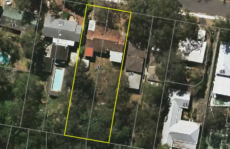 81 Ninth Avenue, St Lucia QLD 4067