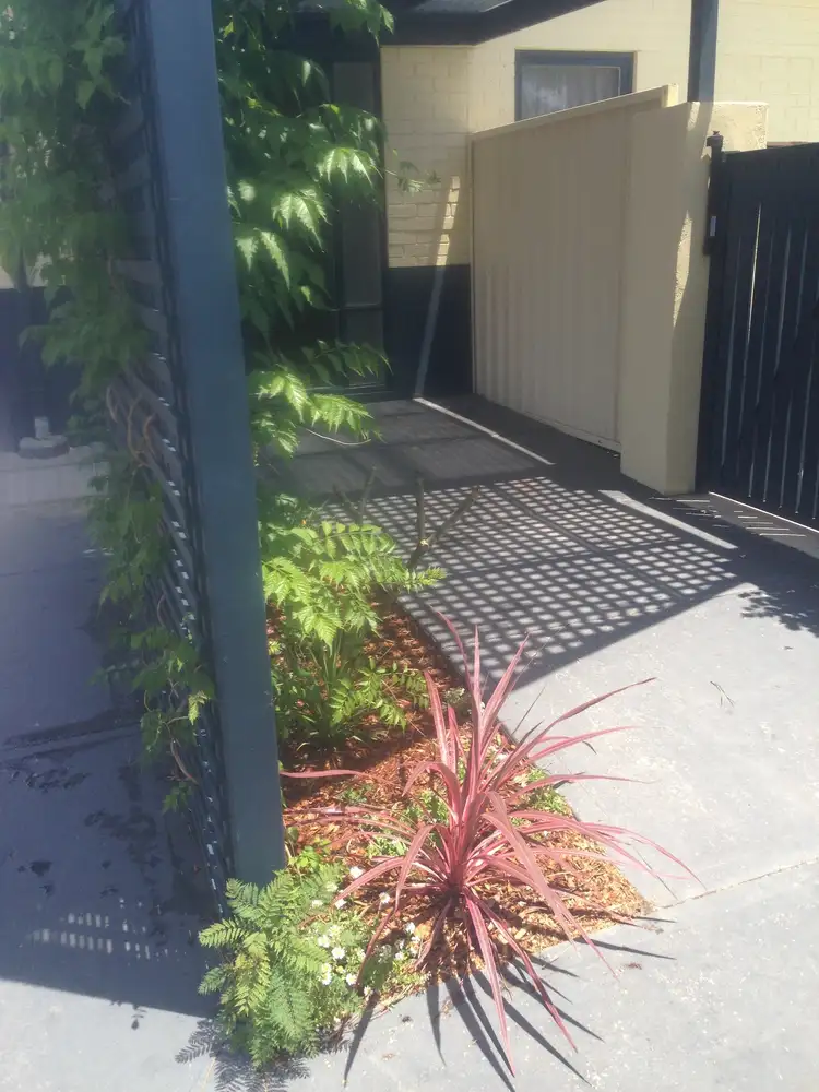 Fifth view of Homely house listing, 2 Cherry Way, Camillo WA 6111