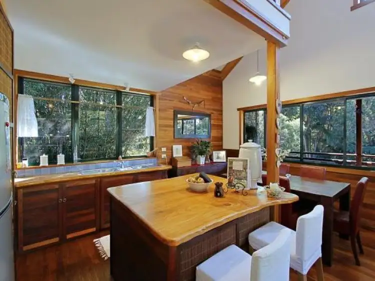 Third view of Homely house listing, 10 Bottlebrush Crescent, Suffolk Park NSW 2481