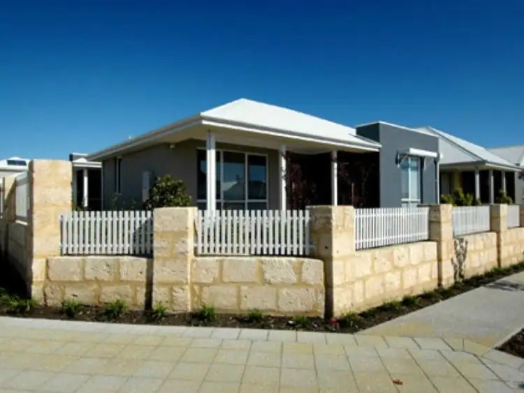 1 Angelica Way, Atwell WA 6164