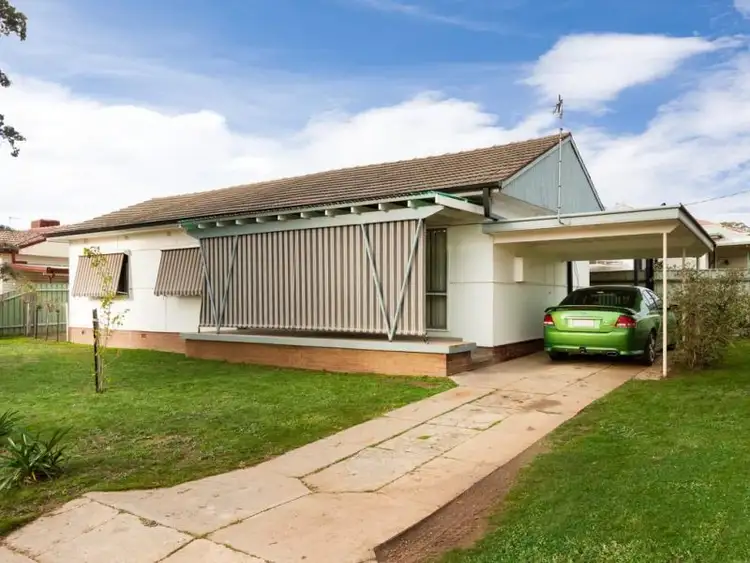 23 Killara Avenue, Mount Austin NSW 2650