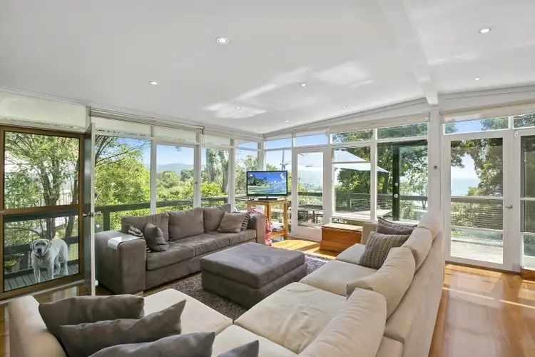 15 Moorhouse Street, Lorne VIC 3232