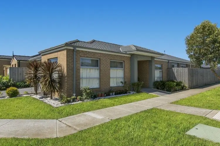 30 VALENCIA CIRCUIT, Cranbourne VIC 3977