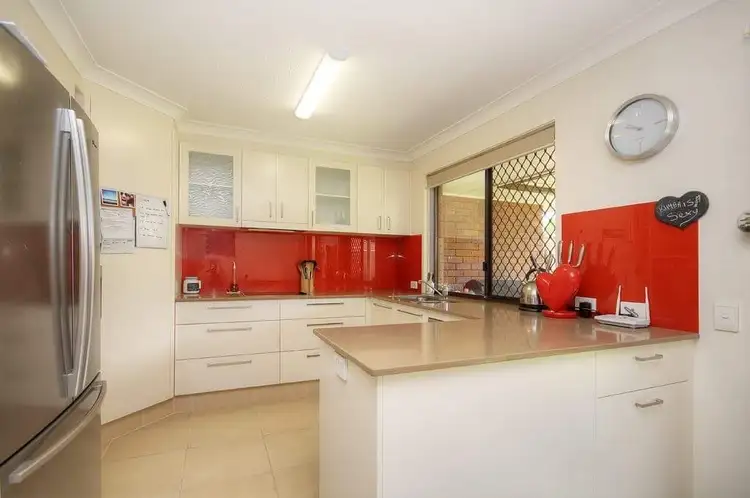 2/6 Flora Close, Burleigh Waters QLD 4220