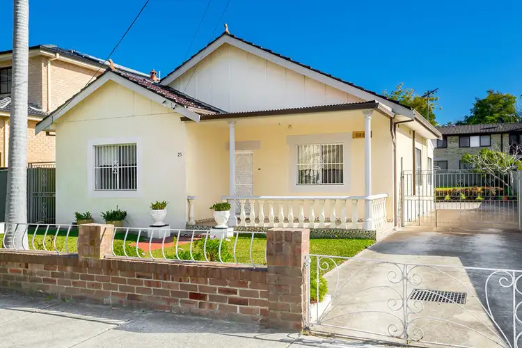 25 Kessell Avenue, Homebush West NSW 2140
