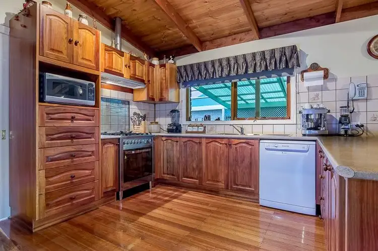 Second view of Homely house listing, 2 Boormani Court, Koo Wee Rup VIC 3981