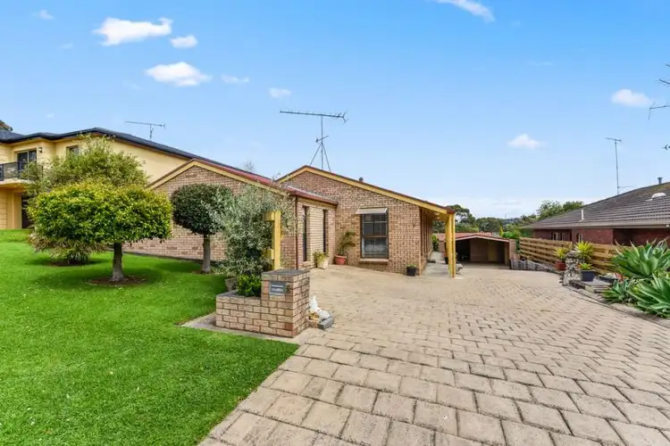8 Helpmann Avenue, Mount Gambier SA 5290