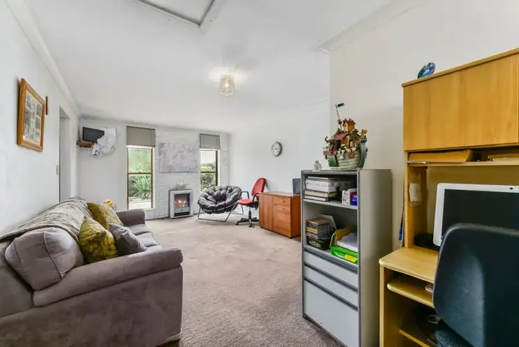 Sixth view of Homely house listing, 8 Helpmann Avenue, Mount Gambier SA 5290