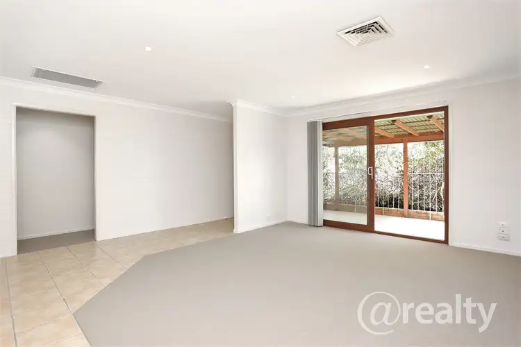 28 Passerine Drive, Rochedale South QLD 4123