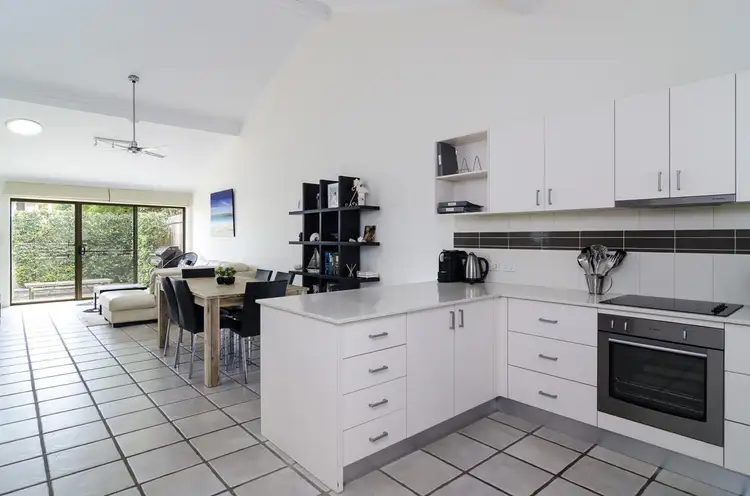 1/16-18 Hilton Terrace, Tewantin QLD 4565