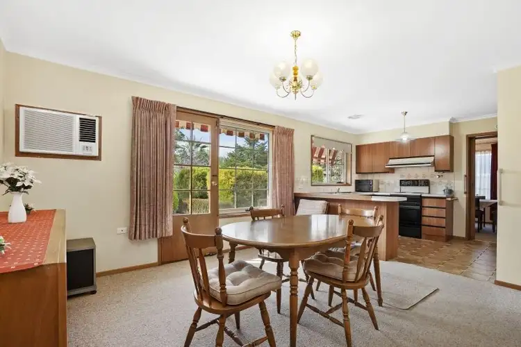Main view of Homely house listing, 10 Cameron Crescent, Lara VIC 3212