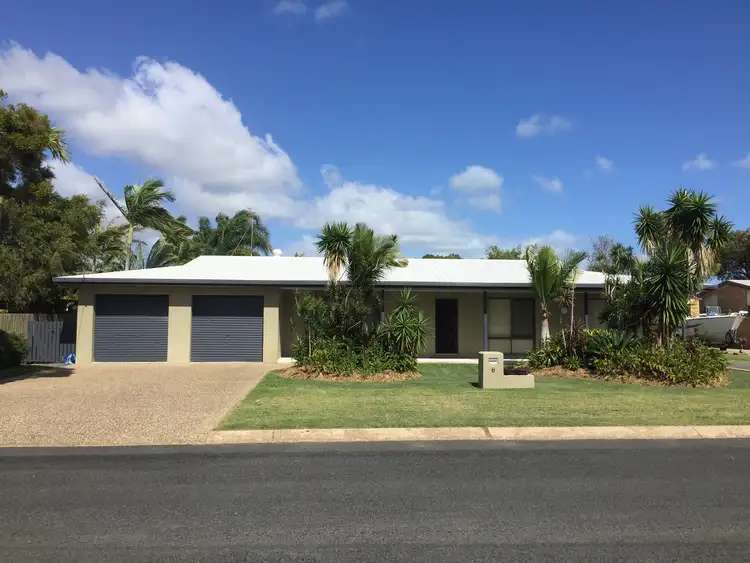 6 Hakea, Kawungan QLD 4655