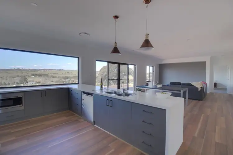 10 James Dalton Lane, Orange NSW 2800