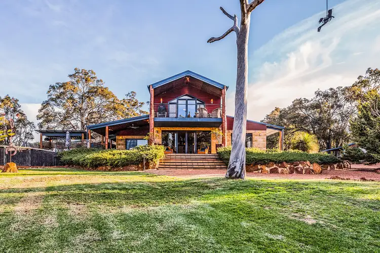18 Yellowstone Retreat, Gidgegannup WA 6083