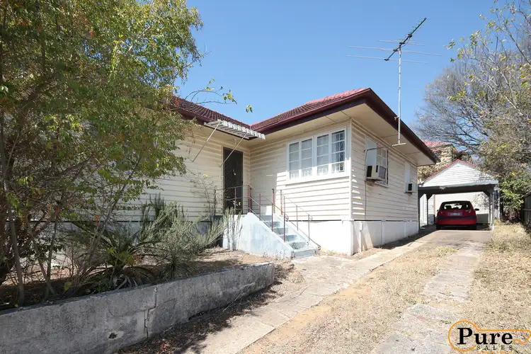 65 Chaucer Street, Moorooka QLD 4105