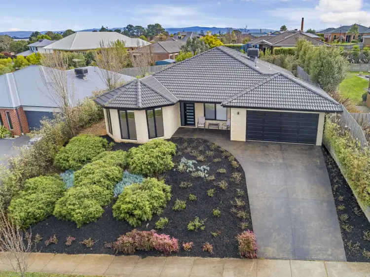 Main view of Homely house listing, 6 Kensington Square, Drouin VIC 3818