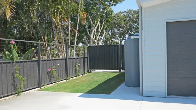 Fourth view of Homely house listing, 2/26 Cooloon Crescent, Tweed Heads South NSW 2486