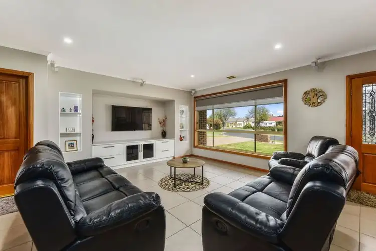 Second view of Homely house listing, 10 Sandstone Court, Mount Gambier SA 5290