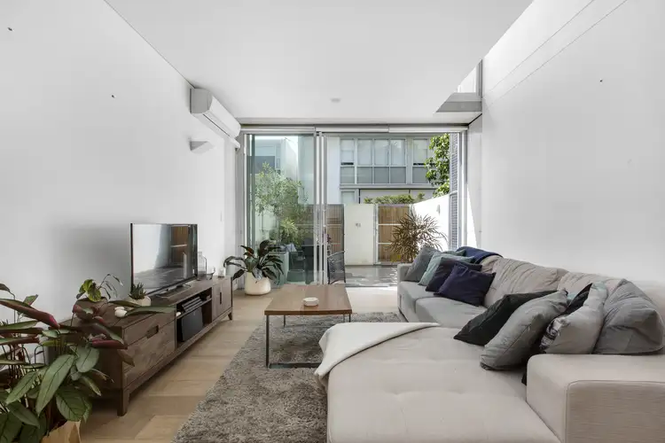9/85 Bourke Street, Woolloomooloo NSW 2011