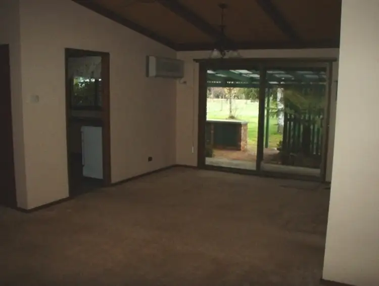 Seventh view of Homely house listing, 9 Ashwood Avenue, Bright VIC 3741