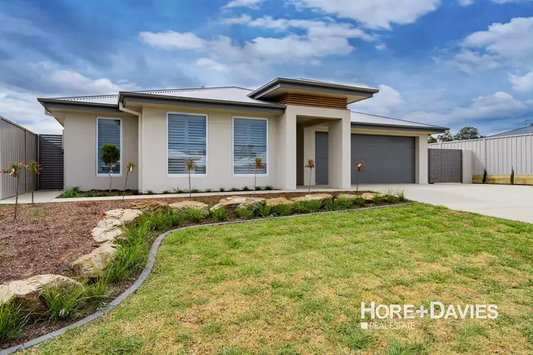8 Wiveon Street, Gobbagombalin NSW 2650